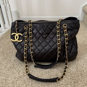Chanel Vintage Black Lambskin Quilted Zippered Tote 24K Hardware 1 Series